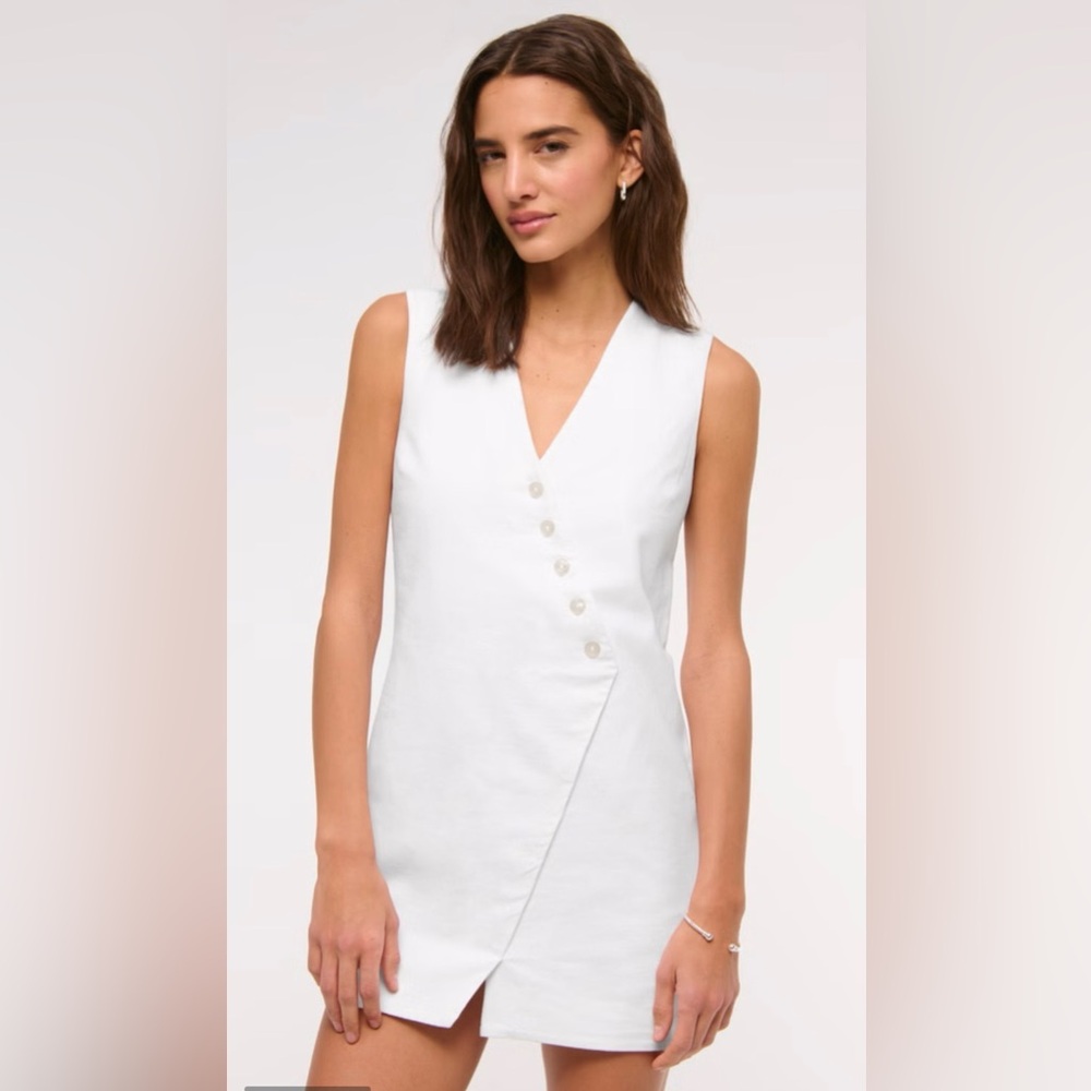 White Abercrombie and fitch button down mini dress